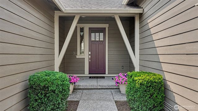 5015 327th Avenue NE, Carnation, WA 98014