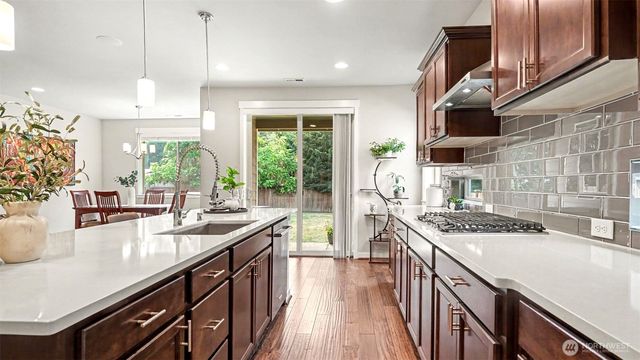5015 327th Avenue NE, Carnation, WA 98014