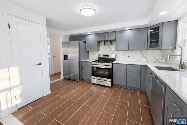 87 Merseles Street 2, Jersey City, NJ 07302