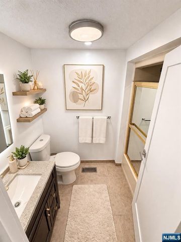 87 Merseles Street 2, Jersey City, NJ 07302