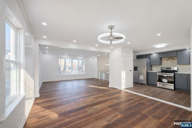 87 Merseles Street 2, Jersey City, NJ 07302