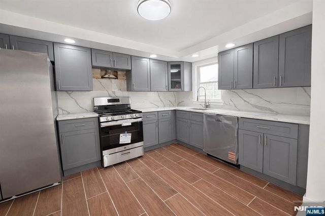 87 Merseles Street 2, Jersey City, NJ 07302