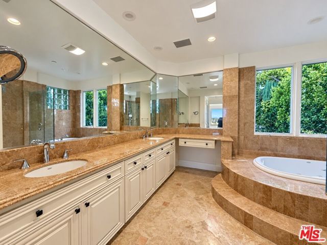 16625 Calle Haleigh, Los Angeles, CA 90272