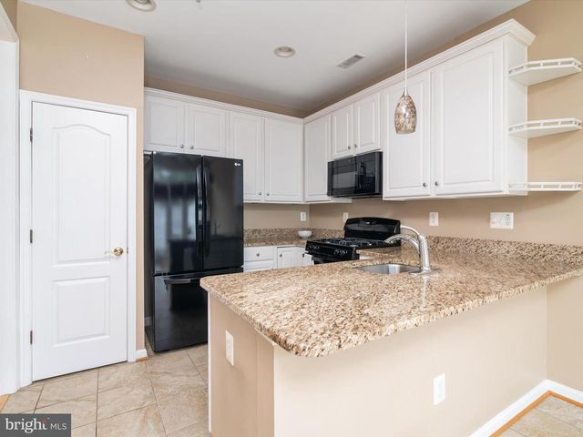 1206 TOPAZ CT #3, Odenton, MD 21113