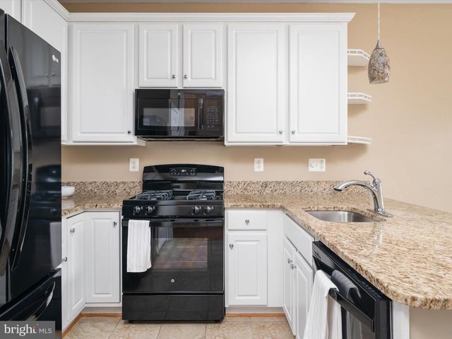 1206 TOPAZ CT #3, Odenton, MD 21113