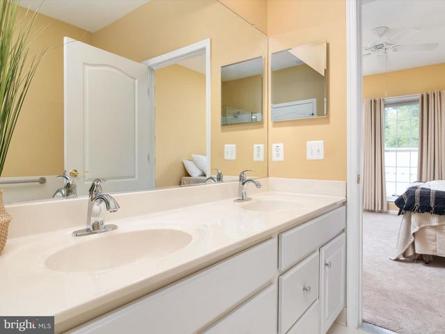 1206 TOPAZ CT #3, Odenton, MD 21113