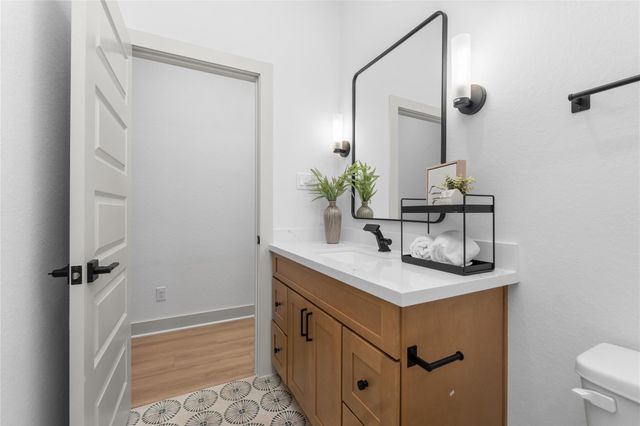 9821 Turnbow Street AB, Houston, TX 77029