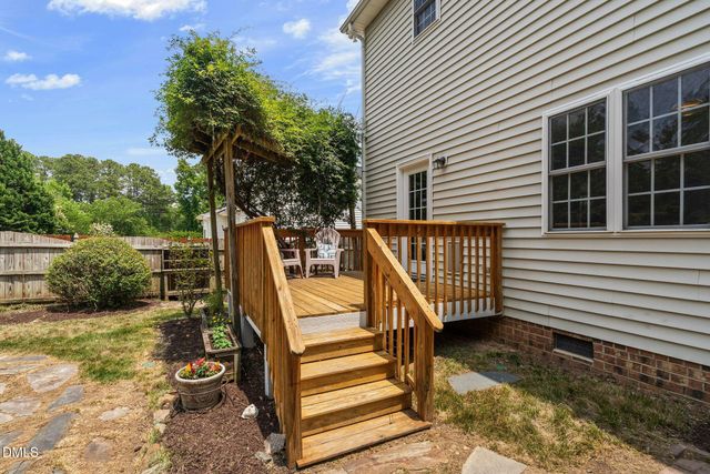 108 Grassy Ridge Court, Apex, NC 27502
