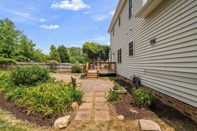 108 Grassy Ridge Court, Apex, NC 27502