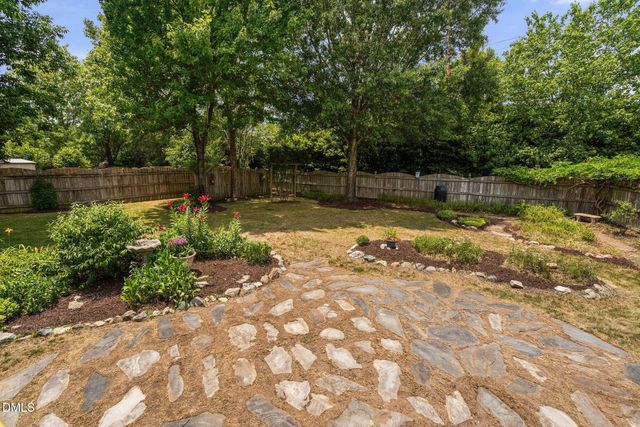 108 Grassy Ridge Court, Apex, NC 27502