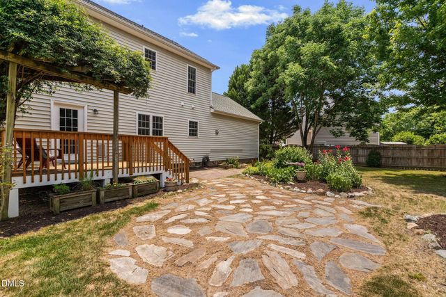 108 Grassy Ridge Court, Apex, NC 27502