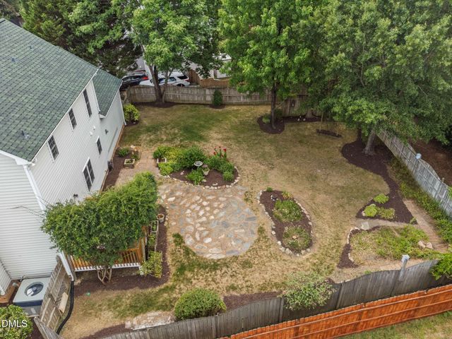 108 Grassy Ridge Court, Apex, NC 27502