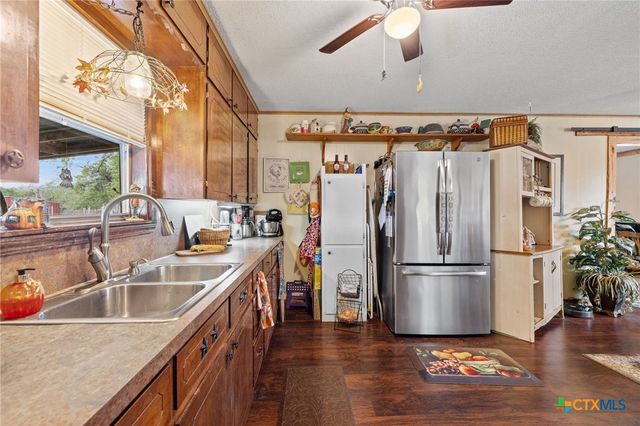 2228 University Drive, Belton, TX 76513