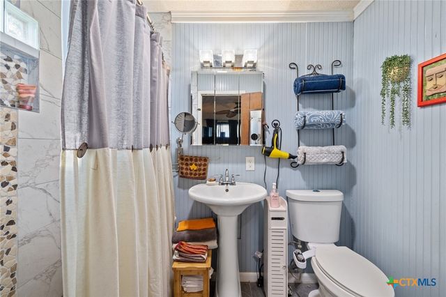 2228 University Drive, Belton, TX 76513