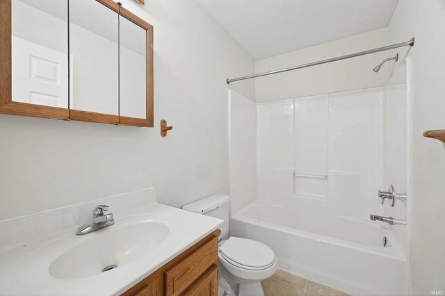 3995 S Cramer Circle, Bloomington, IN 47403