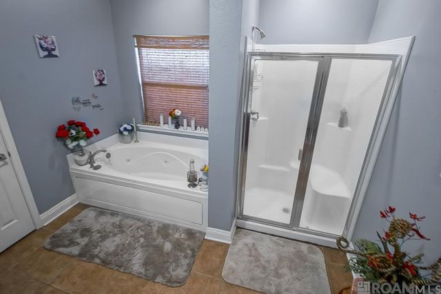 39152 Cajun Bayou Ave, Gonzales, LA 70737