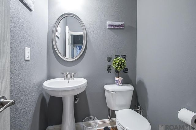 39152 Cajun Bayou Ave, Gonzales, LA 70737