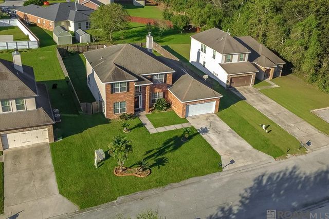 39152 Cajun Bayou Ave, Gonzales, LA 70737