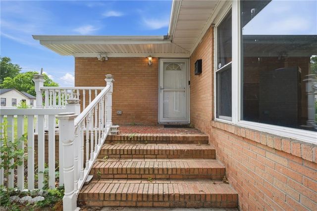 616 Powhatan PW, Hampton, VA 23661