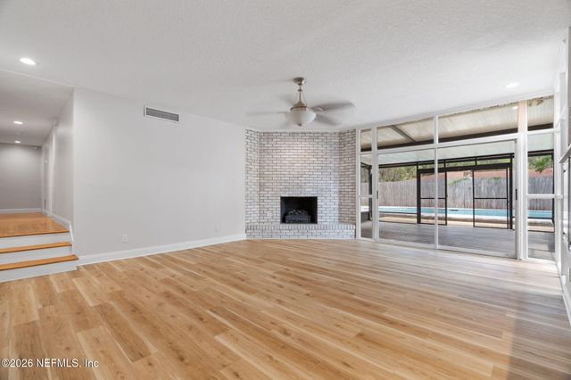 3629 DARNALL Place, Jacksonville, FL 32217