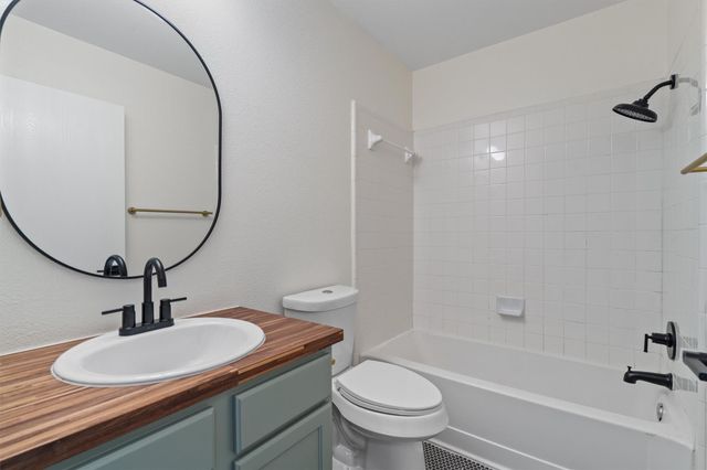 11315 Robert Wooding DR, Austin, TX 78748