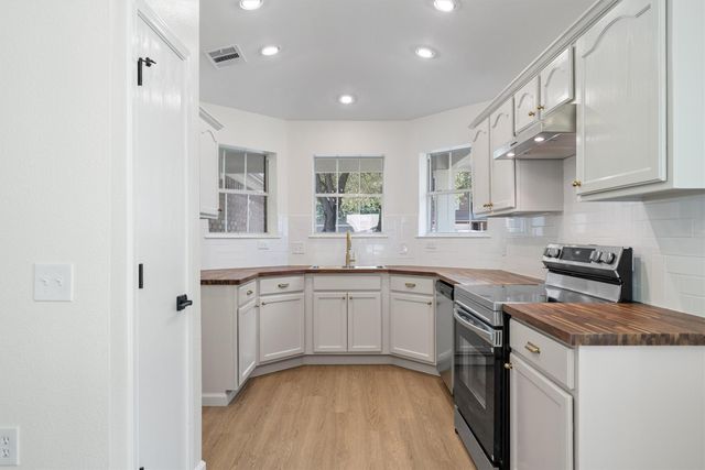 11315 Robert Wooding DR, Austin, TX 78748