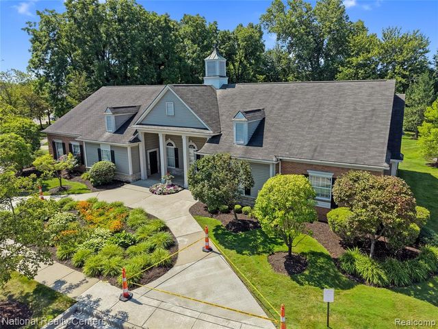 1963 Knollwood Drive, Canton, MI 48188