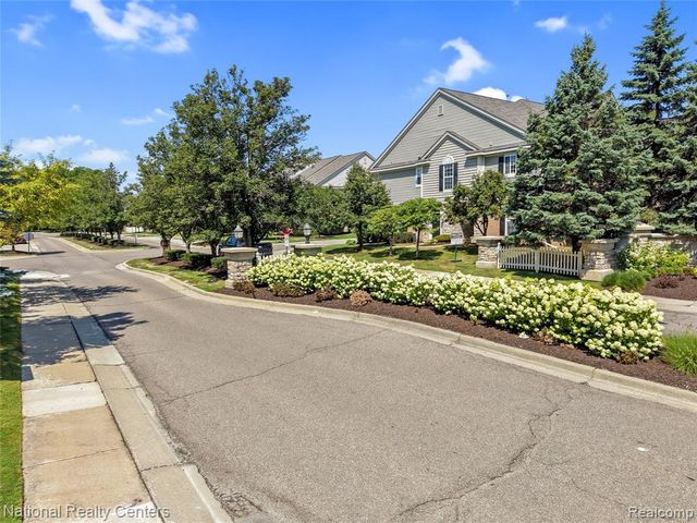 1963 Knollwood Drive, Canton, MI 48188