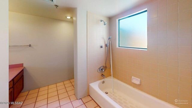 3663 W Placita Del Correcaminos, Tucson, AZ 85745