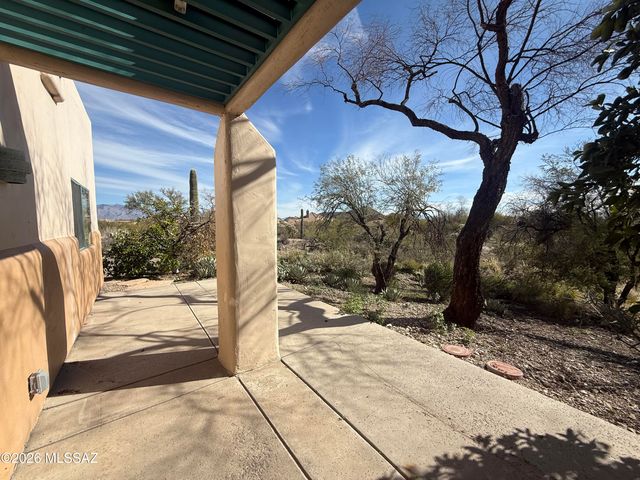 3663 W Placita Del Correcaminos, Tucson, AZ 85745