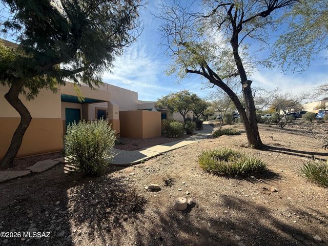 3663 W Placita Del Correcaminos, Tucson, AZ 85745