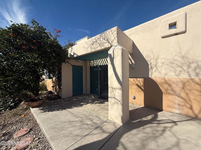 3663 W Placita Del Correcaminos, Tucson, AZ 85745