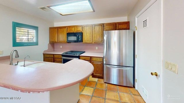 3663 W Placita Del Correcaminos, Tucson, AZ 85745