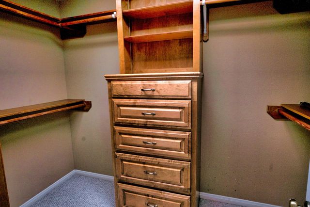 309 Williamsburg, Clute, TX 77531