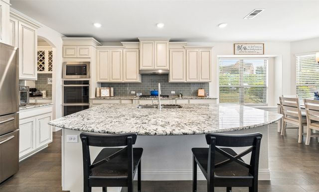 15012 Lions Back Cove, Fort Worth, TX 76262