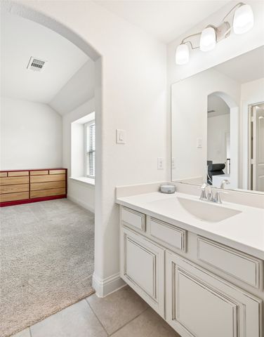 15012 Lions Back Cove, Fort Worth, TX 76262