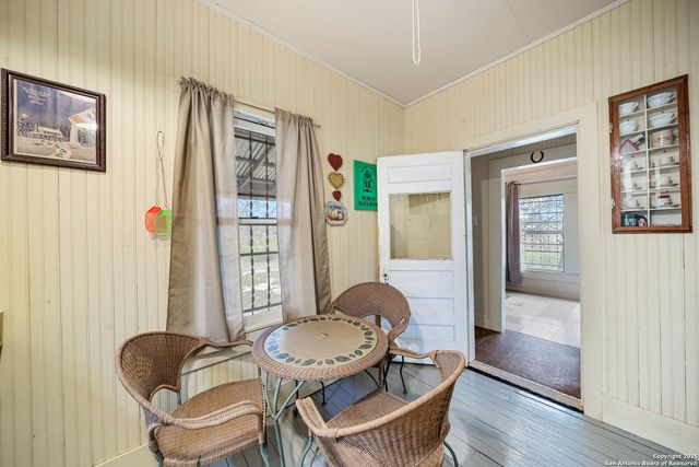 292 BEACH SHORE DR, Bandera, TX 78003