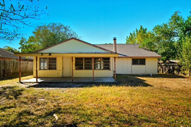 16957 Glen Eagle Drive, Conroe, TX 77385