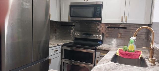 16800 Sugar Pine Drive F45, Houston, TX 77090