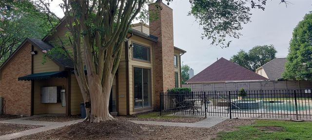 16800 Sugar Pine Drive F45, Houston, TX 77090