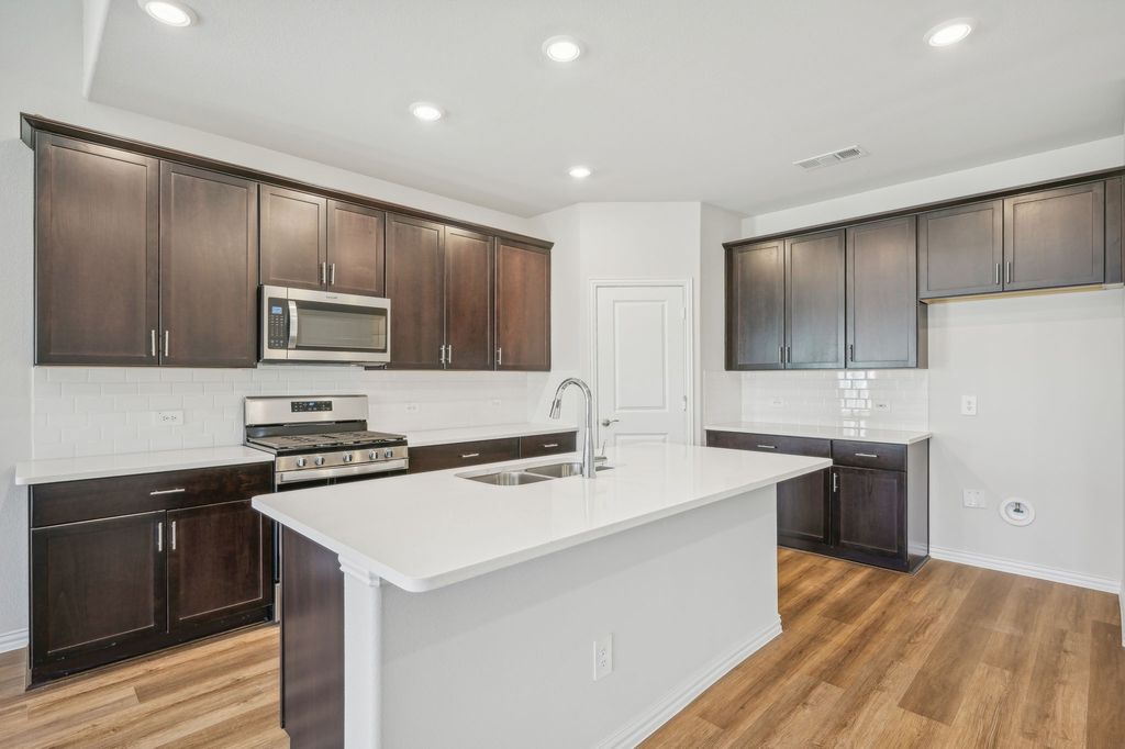 2219 Lone Star Lane, Seagoville, TX 75159