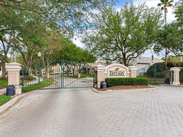 10228 ESTUARY DRIVE, Tampa, FL 33647