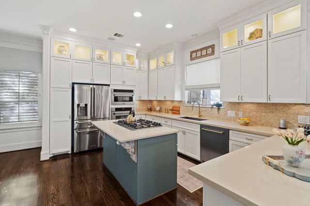 15915 Morgan Street, Sugar Land, TX 77478