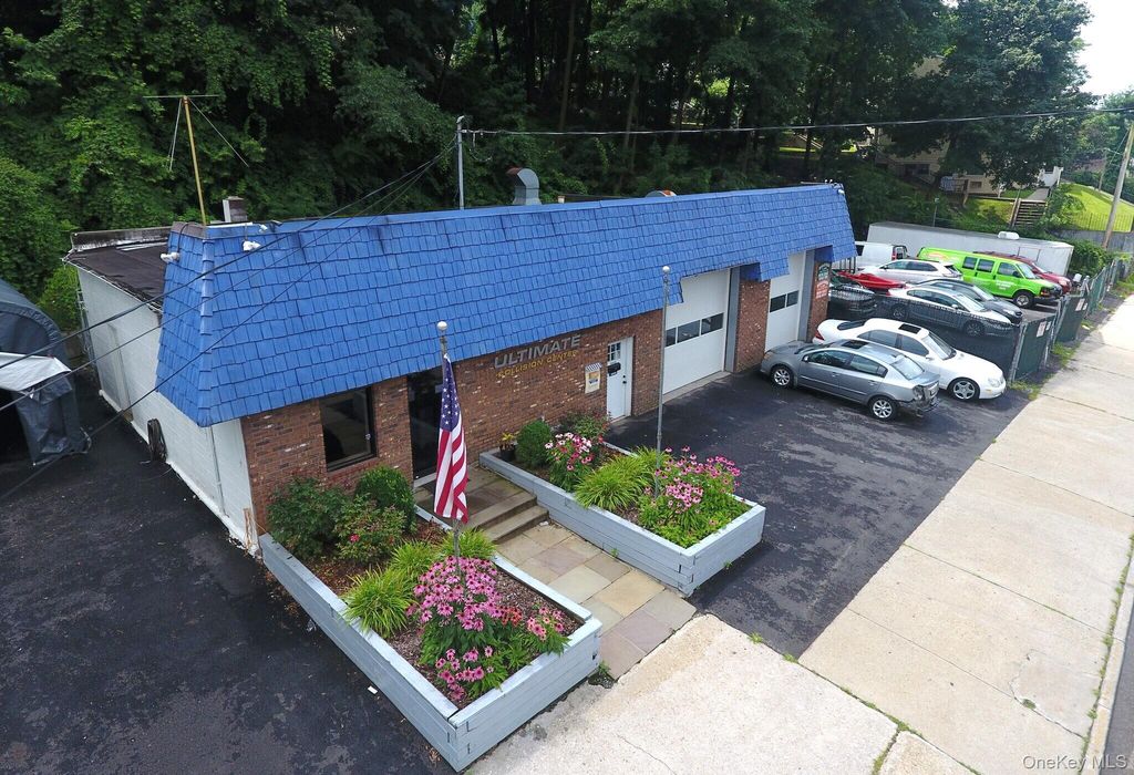 1561 Park Street, Peekskill, NY 10566 — exterior