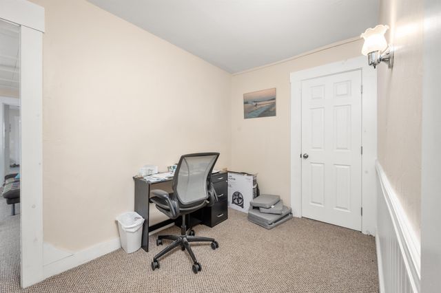 43 High Street, Laconia, NH 03246