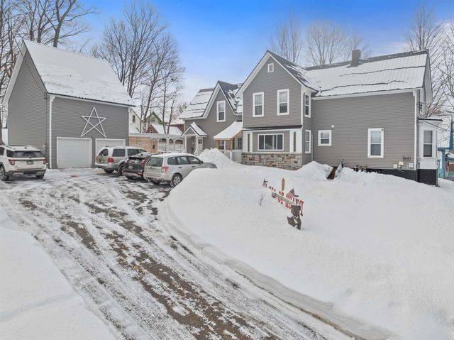 43 High Street, Laconia, NH 03246