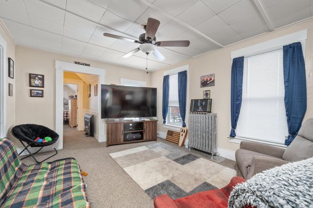 43 High Street, Laconia, NH 03246