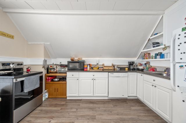 43 High Street, Laconia, NH 03246