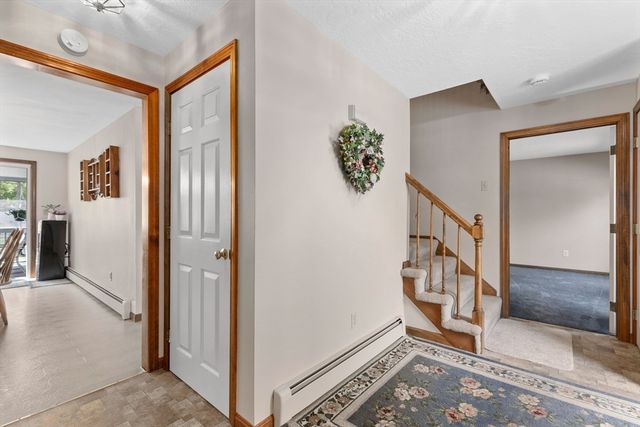 10 Barnstable Rd, Norfolk, MA 02056
