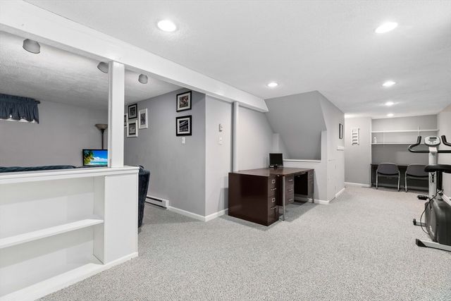 10 Barnstable Rd, Norfolk, MA 02056